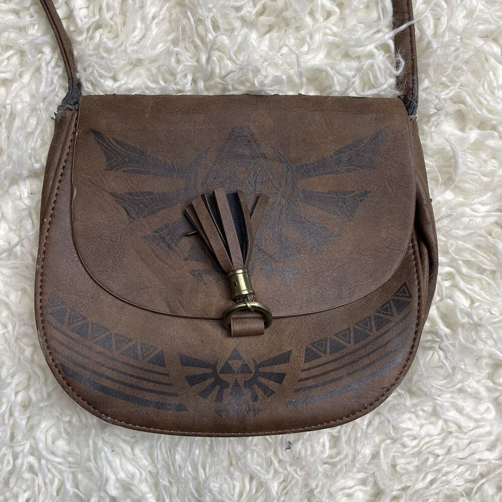 Nintendo 2018 Legend of Zelda Saddle Bag Leather Purse Tassel Brown used worn
